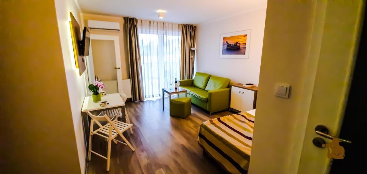 Baltic Cliff Apartamenty Ниешорце Екстериор снимка